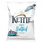 Tüte mit Kettle Lightly Salted Potato Chips 80g